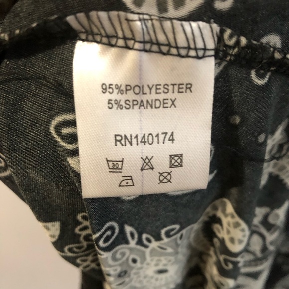 3/4 Sleeve Tunic with Pockets - Picture 6 of 7